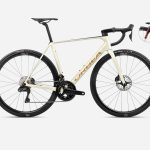 BICICLETA ORBEA ORCA M20ITEAM WHI-GAR 700 53 CM 2024